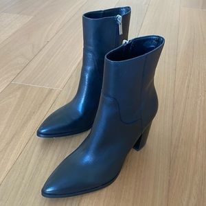 Marc Fisher Size 6 Pointed Toe Black Heeled Boots